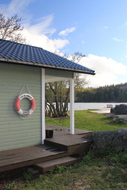 Hjortoe Stugor & Stockhus Finstrom Exteriér fotografie